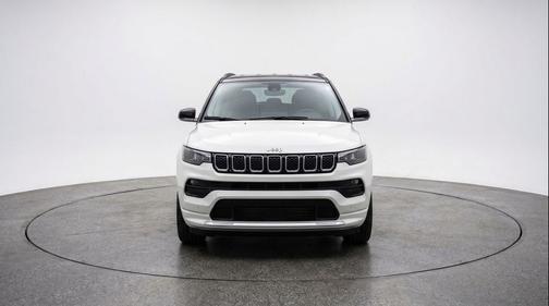 Bright White Clearcoat 2025 Jeep Compass Limited