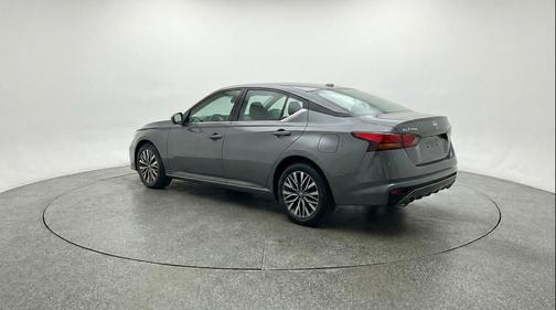Gun Metallic 2025 Nissan Altima SV FWD