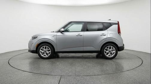 Steel Gray 2025 Kia Soul LX