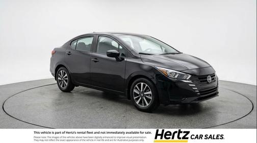 Super Black 2025 Nissan Versa 1.6 SV
