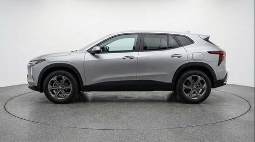 Sterling Gray Metallic 2025 Chevrolet Blazer 2LT