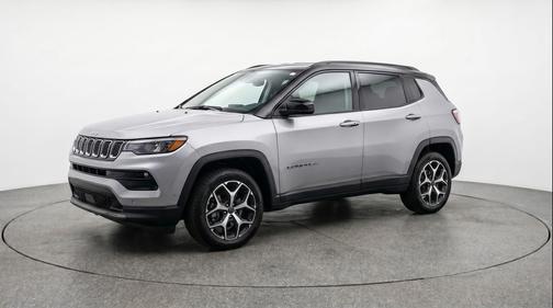 Silver Zynith Metallic Clearcoat 2025 Jeep Compass Limited