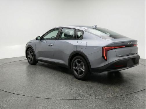 Steel Gray 2025 Kia K4 LXS
