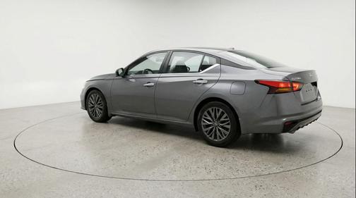 Gun Metallic 2025 Nissan Altima SV FWD