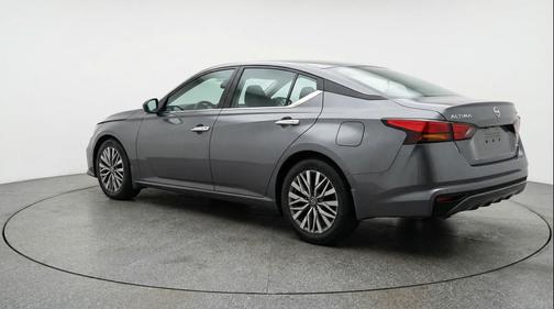 Gun Metallic 2025 Nissan Altima SV FWD