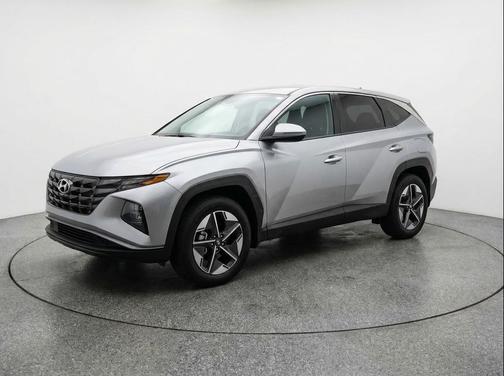 Shimmering Silver 2025 Hyundai TUCSON SEL