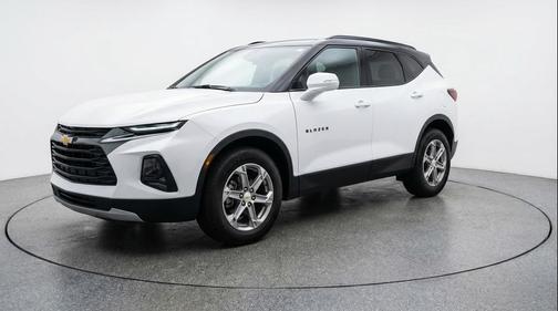 Summit White 2025 Chevrolet Blazer 2LT