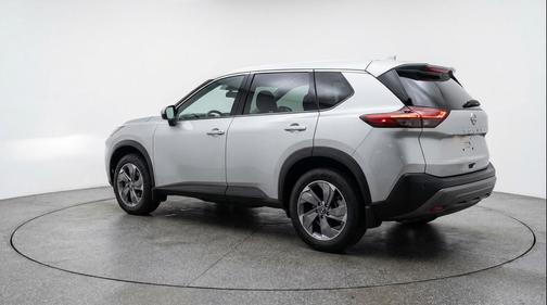 Brilliant Silver Metallic 2025 Nissan Rogue SV