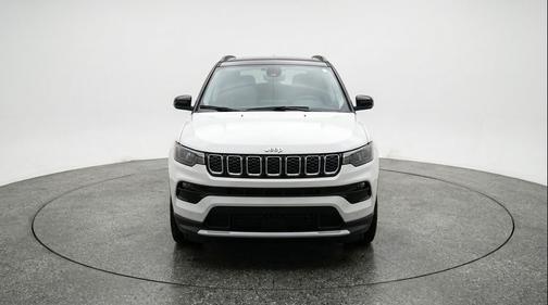 Bright White Clearcoat 2025 Jeep Compass Limited