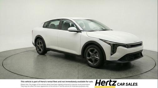 Snow White Pearl 2025 Kia K4 LXS