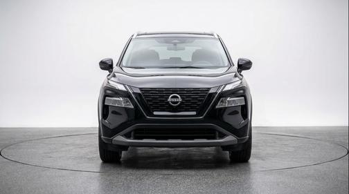 Super Black 2025 Nissan Rogue SV