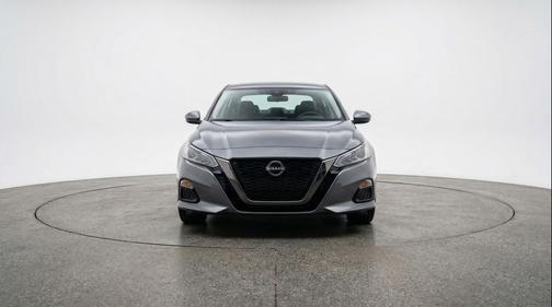 Gun Metallic 2025 Nissan Altima SV FWD