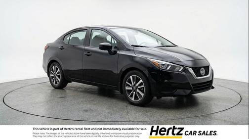 Super Black 2025 Nissan Versa 1.6 SV
