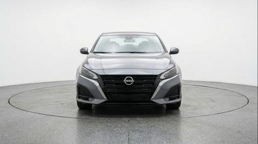 Gun Metallic 2025 Nissan Altima SV FWD
