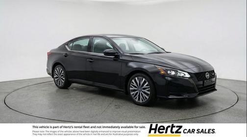 Super Black 2025 Nissan Altima SV FWD