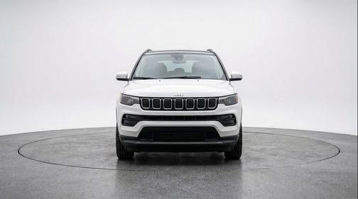 Bright White Clearcoat 2025 Jeep Compass Limited