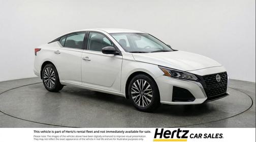 Glacier White 2025 Nissan Altima SV FWD