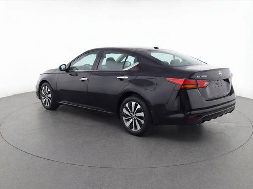 Super Black 2023 Nissan Altima S FWD