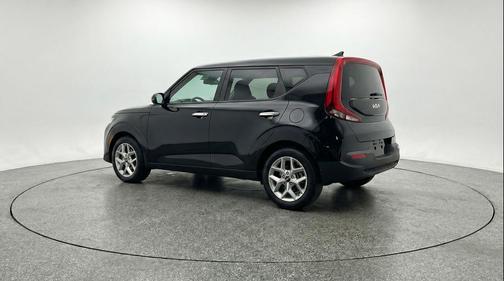 Fusion Black 2025 Kia Soul LX