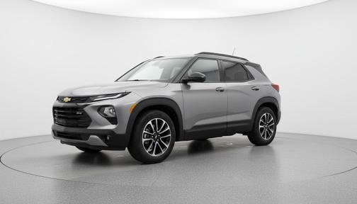Sterling Gray Metallic 2025 Chevrolet Trailblazer LT