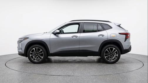 Sterling Gray Metallic 2025 Chevrolet Trailblazer LT