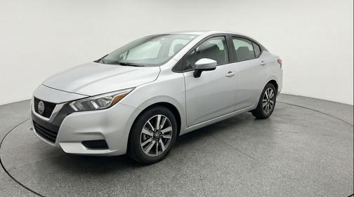 Brilliant Silver Metallic 2025 Nissan Versa 1.6 SV
