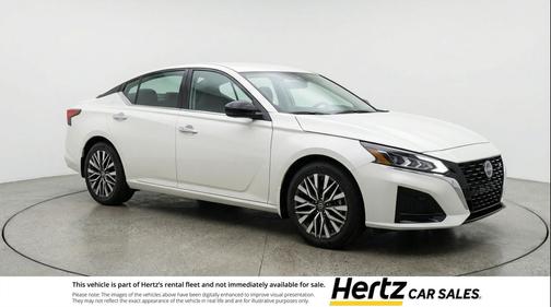 Glacier White 2025 Nissan Altima SV FWD
