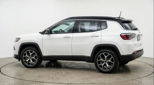 Bright White Clearcoat 2025 Jeep Compass Limited