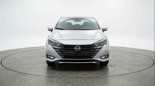 Brilliant Silver Metallic 2025 Nissan Versa 1.6 SV