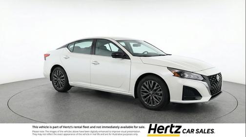 Glacier White 2025 Nissan Altima SV FWD