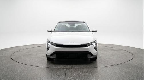 Snow White Pearl 2025 Kia K4 LXS