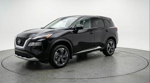 Super Black 2025 Nissan Rogue SV
