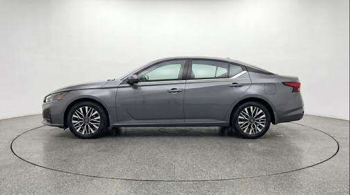 Gun Metallic 2025 Nissan Altima SV FWD