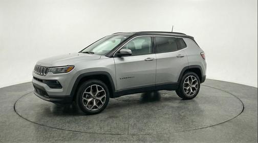 Silver Zynith Metallic Clearcoat 2025 Jeep Compass Limited