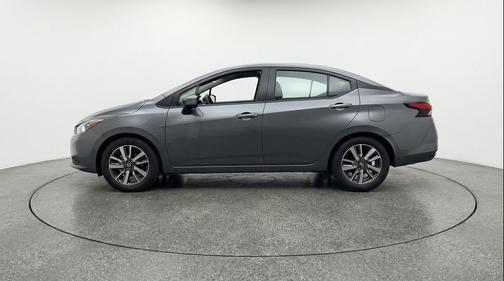 Gun Metallic 2025 Nissan Versa 1.6 SV