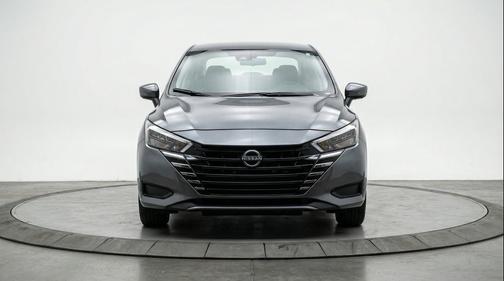 Gun Metallic 2025 Nissan Versa 1.6 SV