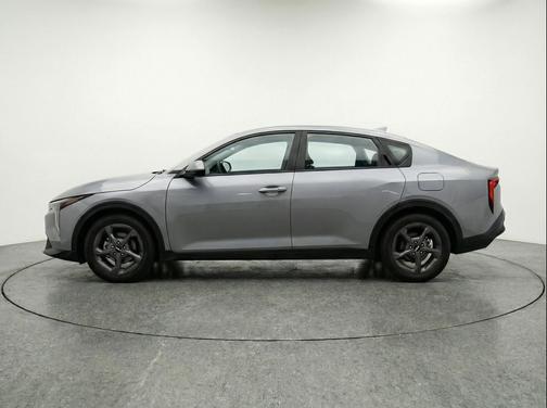 Steel Gray 2025 Kia K4 LXS