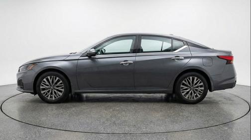 Gun Metallic 2025 Nissan Altima SV FWD