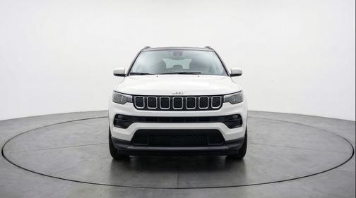 Bright White Clearcoat 2025 Jeep Compass Limited