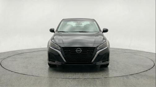 Super Black 2025 Nissan Altima SV FWD