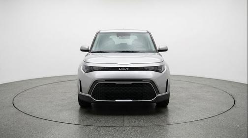 Gravity Gray 2025 Kia Soul LX