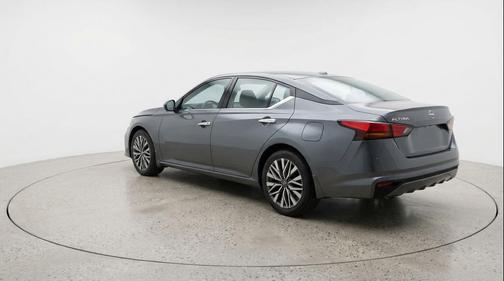 Gun Metallic 2025 Nissan Altima SV FWD