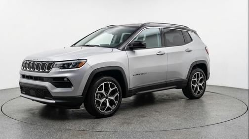 Silver Zynith Metallic Clearcoat 2025 Jeep Compass Limited