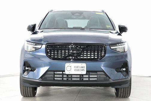 Denim Blue 2026 Volvo XC40 Black Edition Ultra, B5 AWD Gas (mild hybrid)