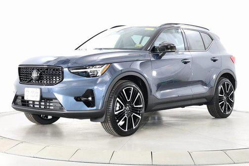 Denim Blue 2026 Volvo XC40 Black Edition Ultra, B5 AWD Gas (mild hybrid)