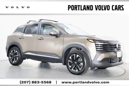 Canyon Bronze Metallic 2025 Nissan Kicks SV