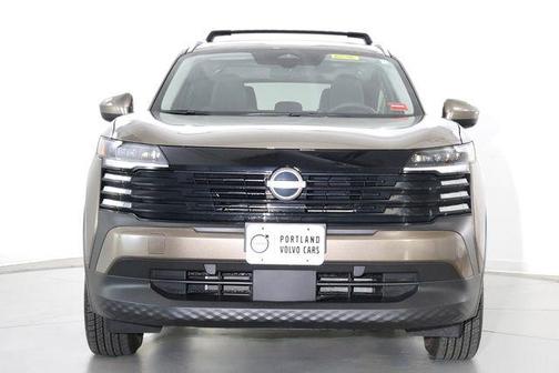 Canyon Bronze Metallic 2025 Nissan Kicks SV