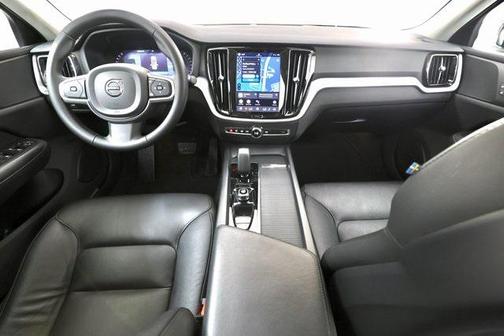 2024 Volvo S60 B5 Core Dark Theme