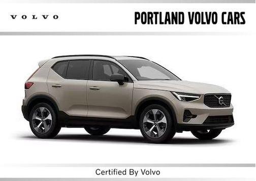 Sand Dune 2025 Volvo XC40 B5 Plus Dark Theme