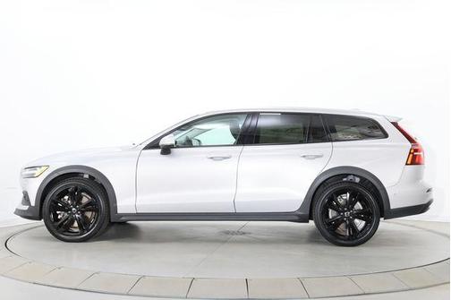 Silver Dawn Metallic 2025 Volvo V60 Cross Country Plus, B5 AWD Gas (mild hybrid)
